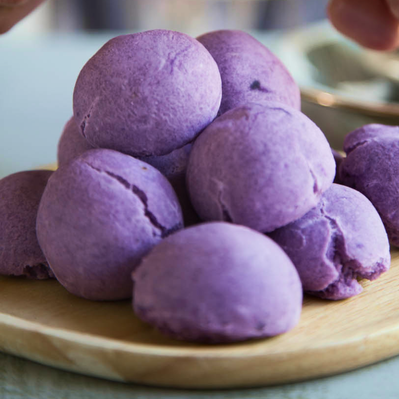 Easy No-Yeast Purple Sweet Potato Mochi Bread (Eggless)
