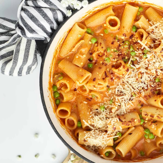 One Pot Spicy Rigatoni